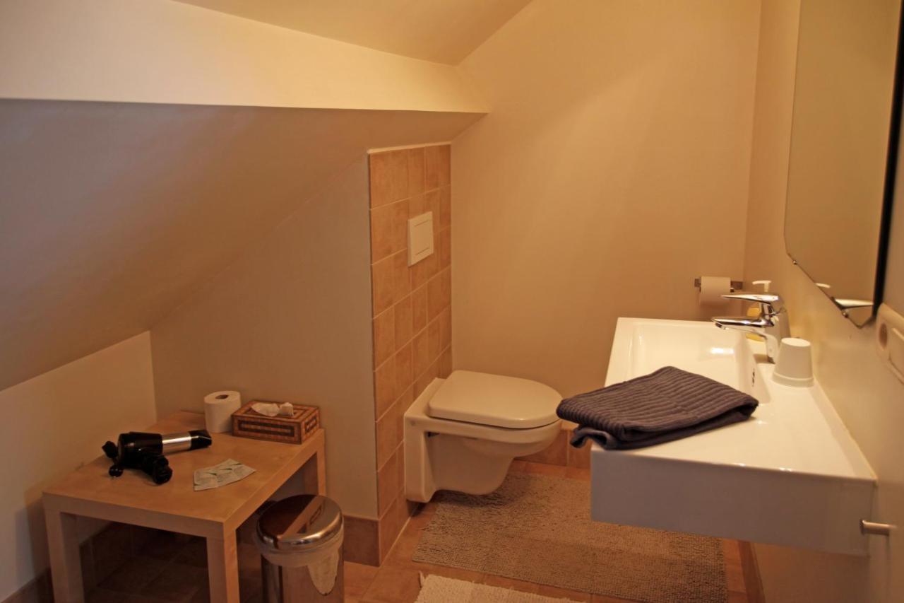 Bed and Breakfast Hof Van Loverrijk Лір Екстер'єр фото